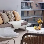 Creole 0308 Luxe Met Verwarmd Zwembad Jachthaven Appartement *