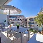 Creole 0308 Luxe Met Verwarmd Zwembad Jachthaven Appartement